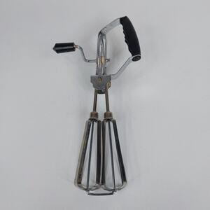 Vintage Black Handled Egg Beater Hand Mixer Kitchen Utensil‎ Crank Whisk